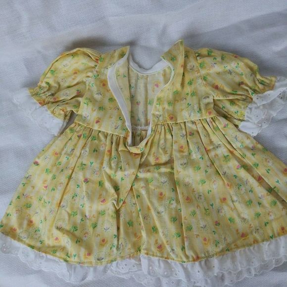 Vintage Handmade Yellow Floral Dress for an 12" to 16" Doll - Picture 2 of 3